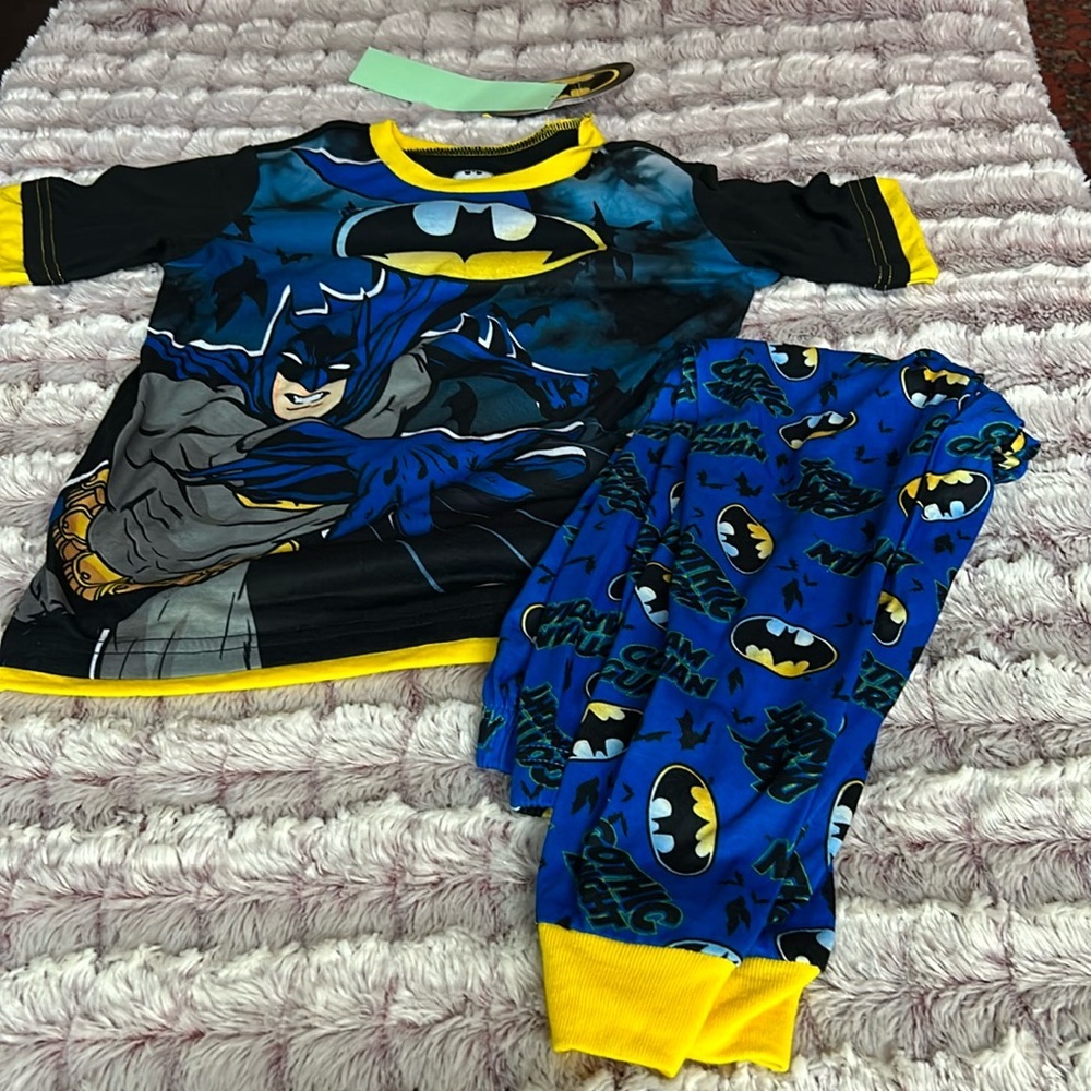 Batman 2 pc pajamas size 8